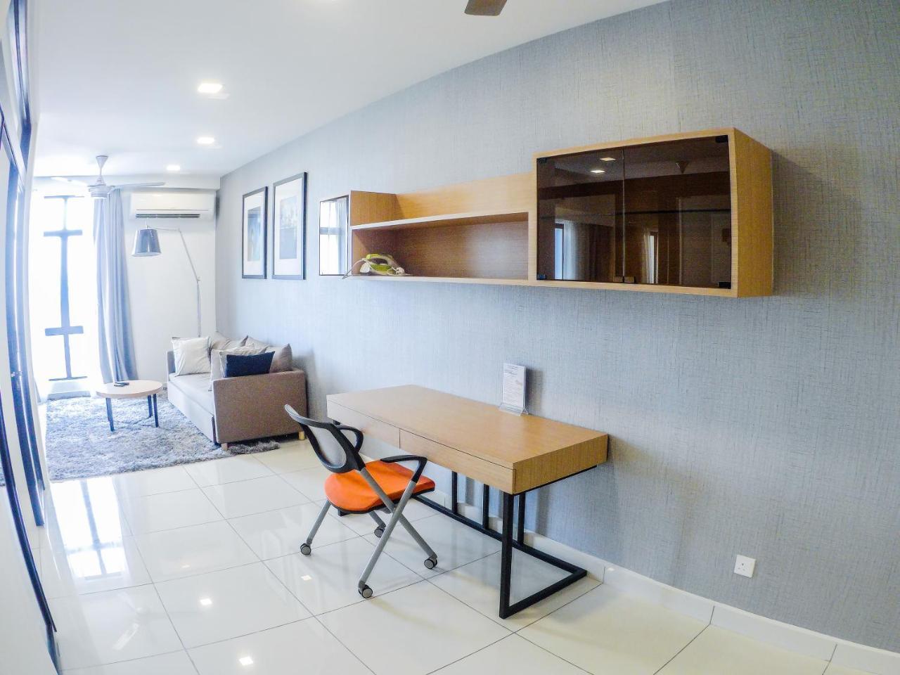 1Tebrau Premium Suites By 12Stay Johor Bahru Exterior photo