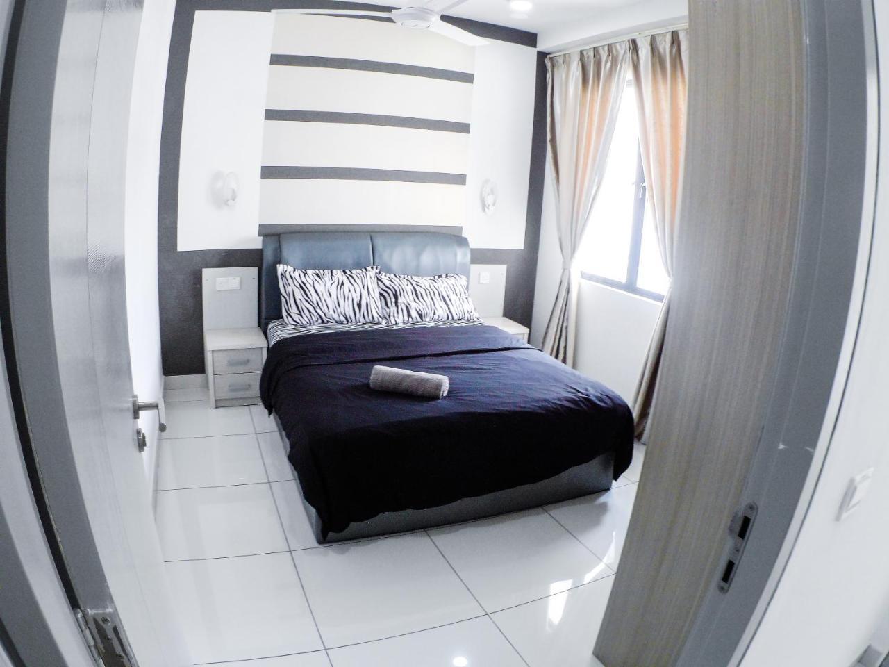 1Tebrau Premium Suites By 12Stay Johor Bahru Exterior photo