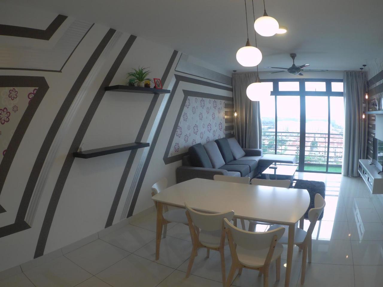1Tebrau Premium Suites By 12Stay Johor Bahru Exterior photo